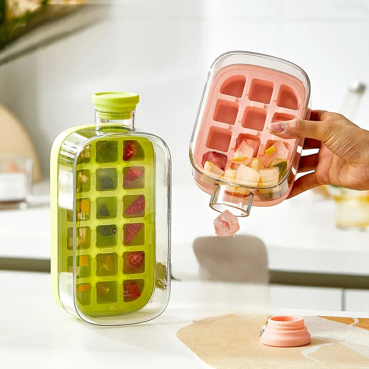 2-in-1 Ice Cube Tray Water Bottle 500ml | Starcore